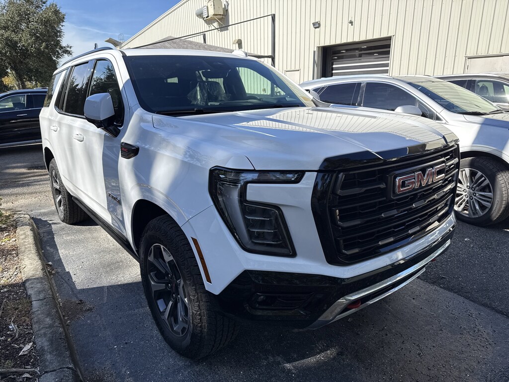 Used 2025 GMC Yukon AT4 Ultimate SUV