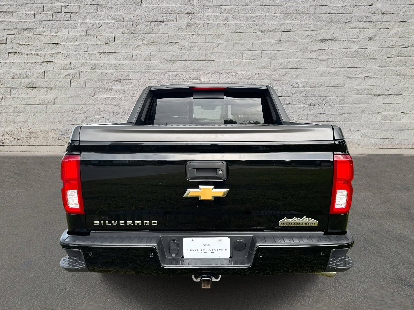 2017 Chevrolet Silverado 1500 High Country photo 3
