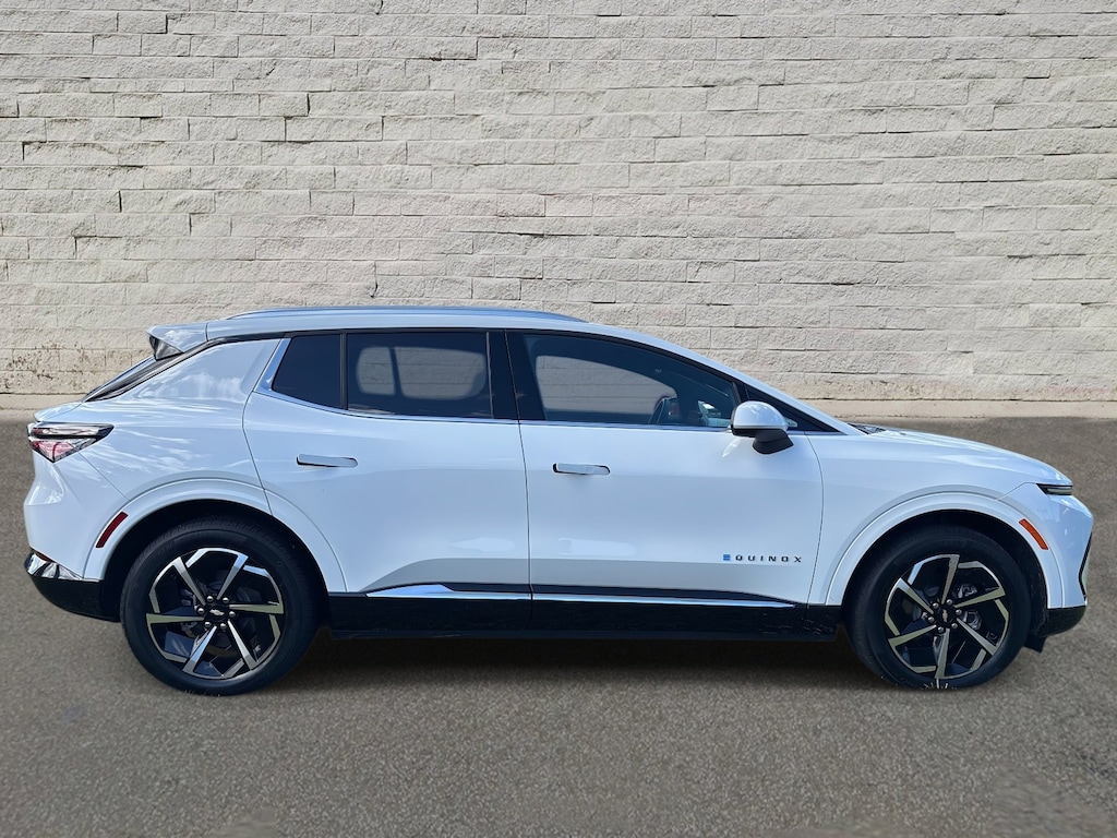 Used 2025 Chevrolet Equinox EV LT SUV