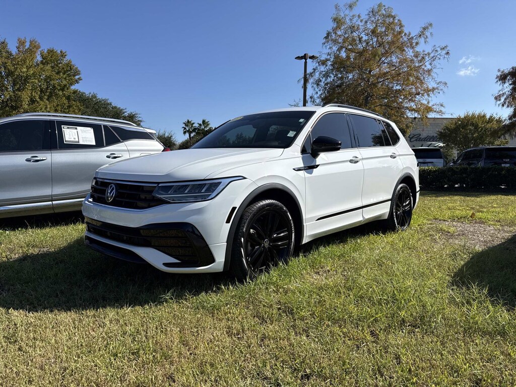 Used 2022 Volkswagen Tiguan SE R-Line Black SUV