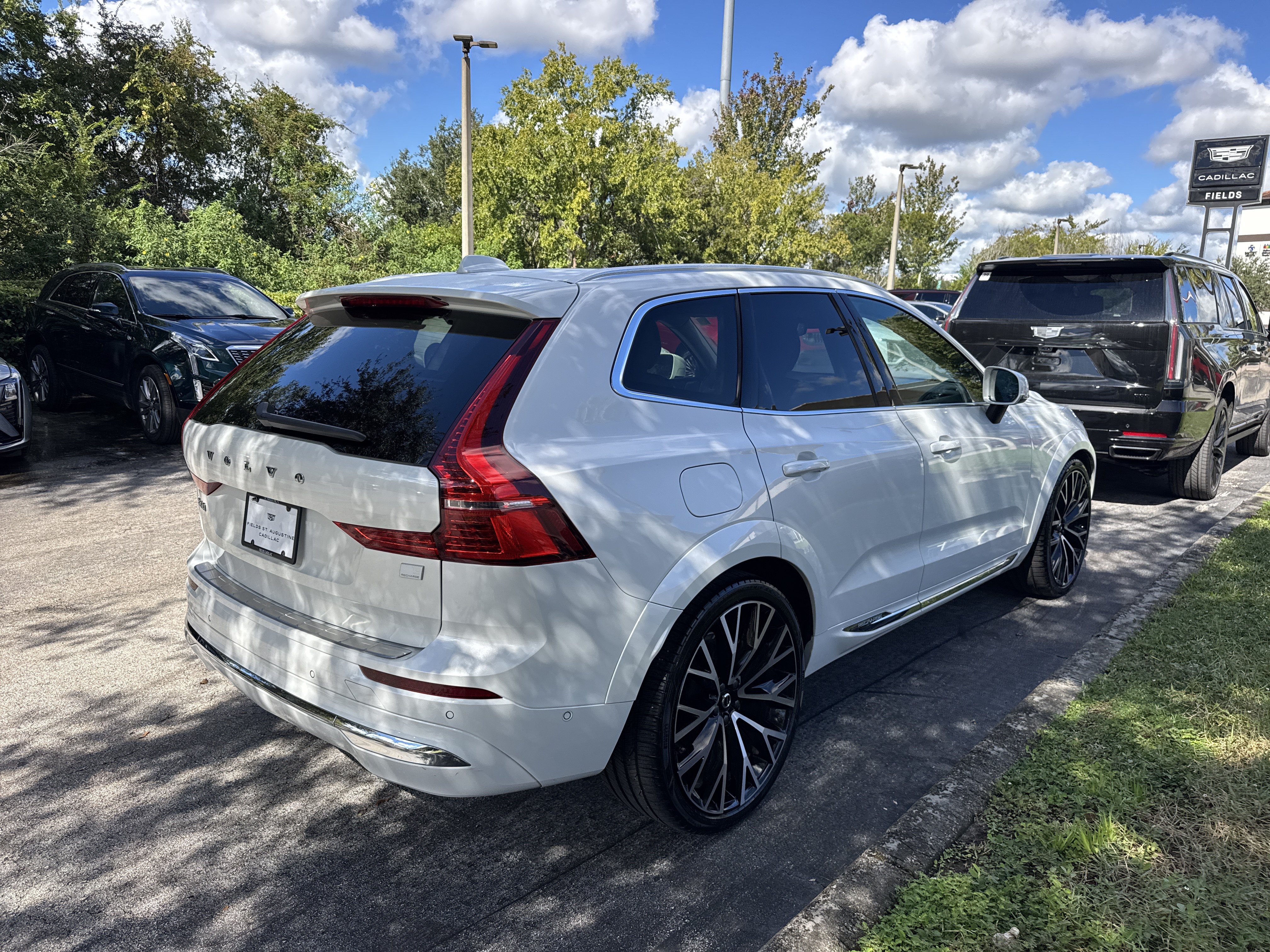Used 2022 Volvo XC60 Recharge Plug-In Hyb Inscription SUV