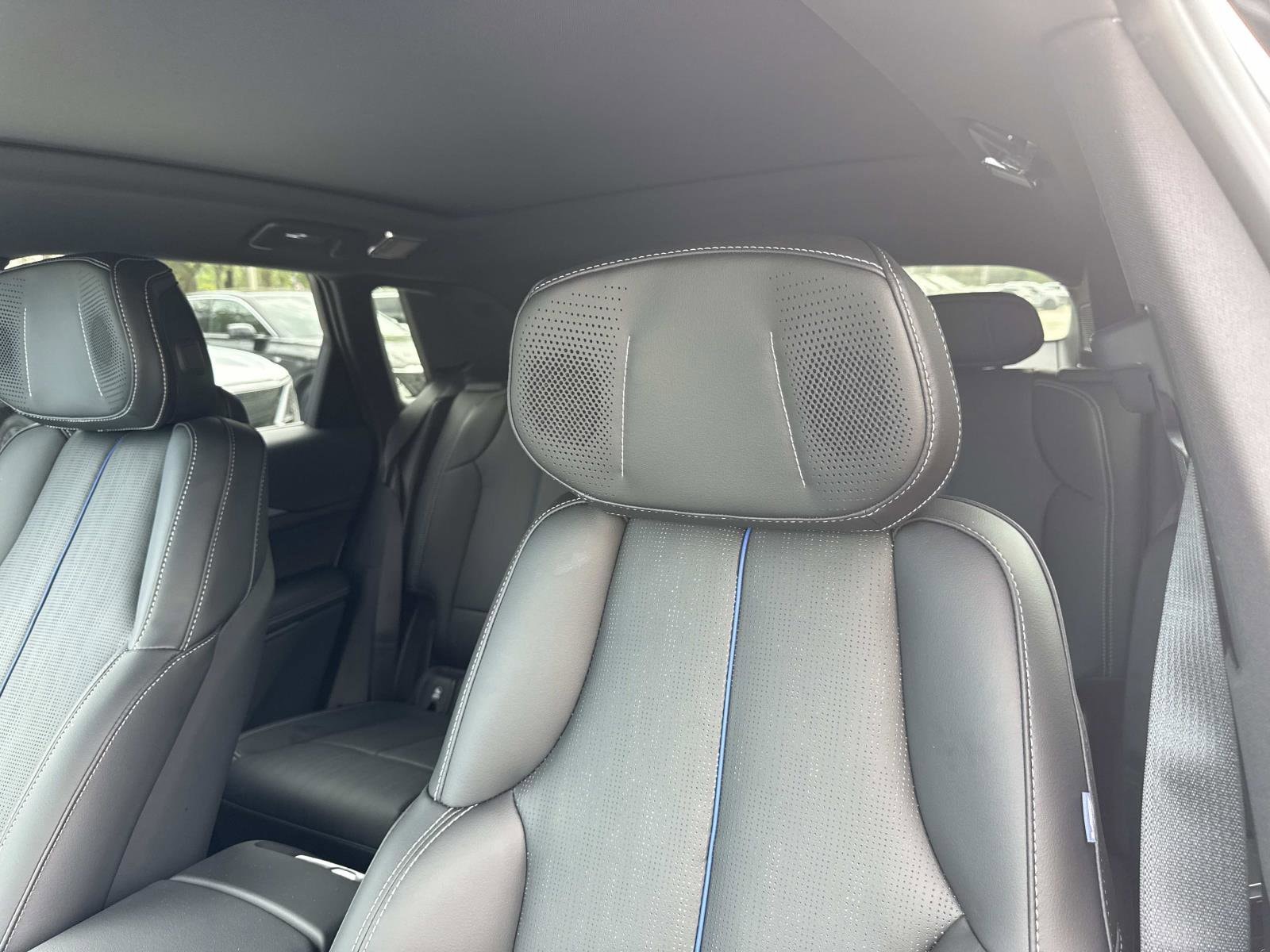 2026 Cadillac LYRIQ V - Photo 22