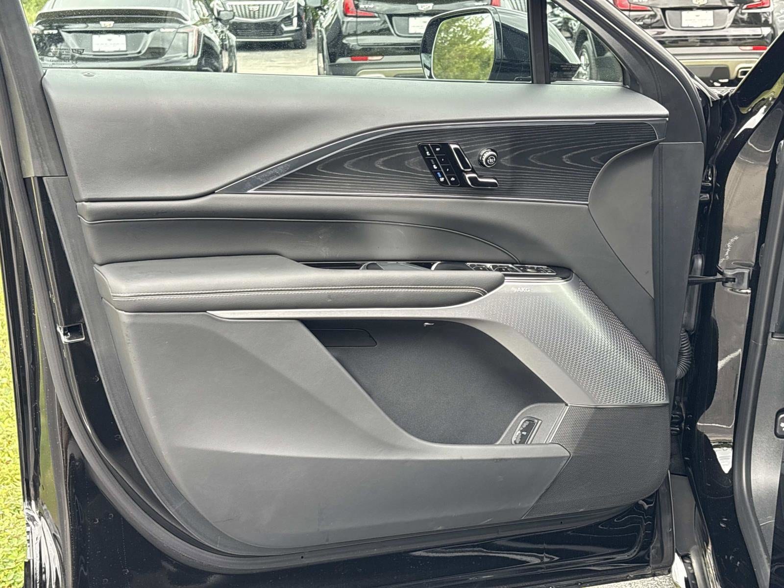 2026 Cadillac LYRIQ V - Photo 14