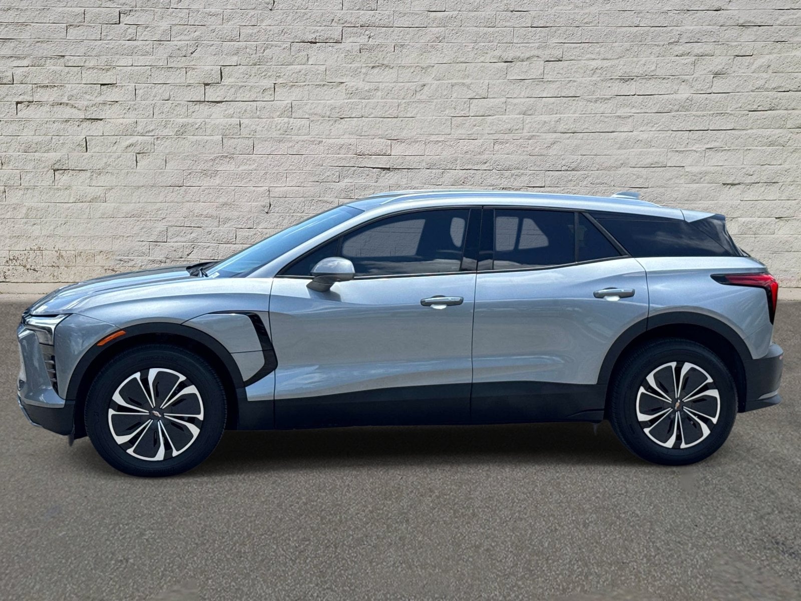 Used 2024 Chevrolet Blazer EV LT with VIN 3GNKDBRJ9RS258678 for sale in St. Augustine, FL