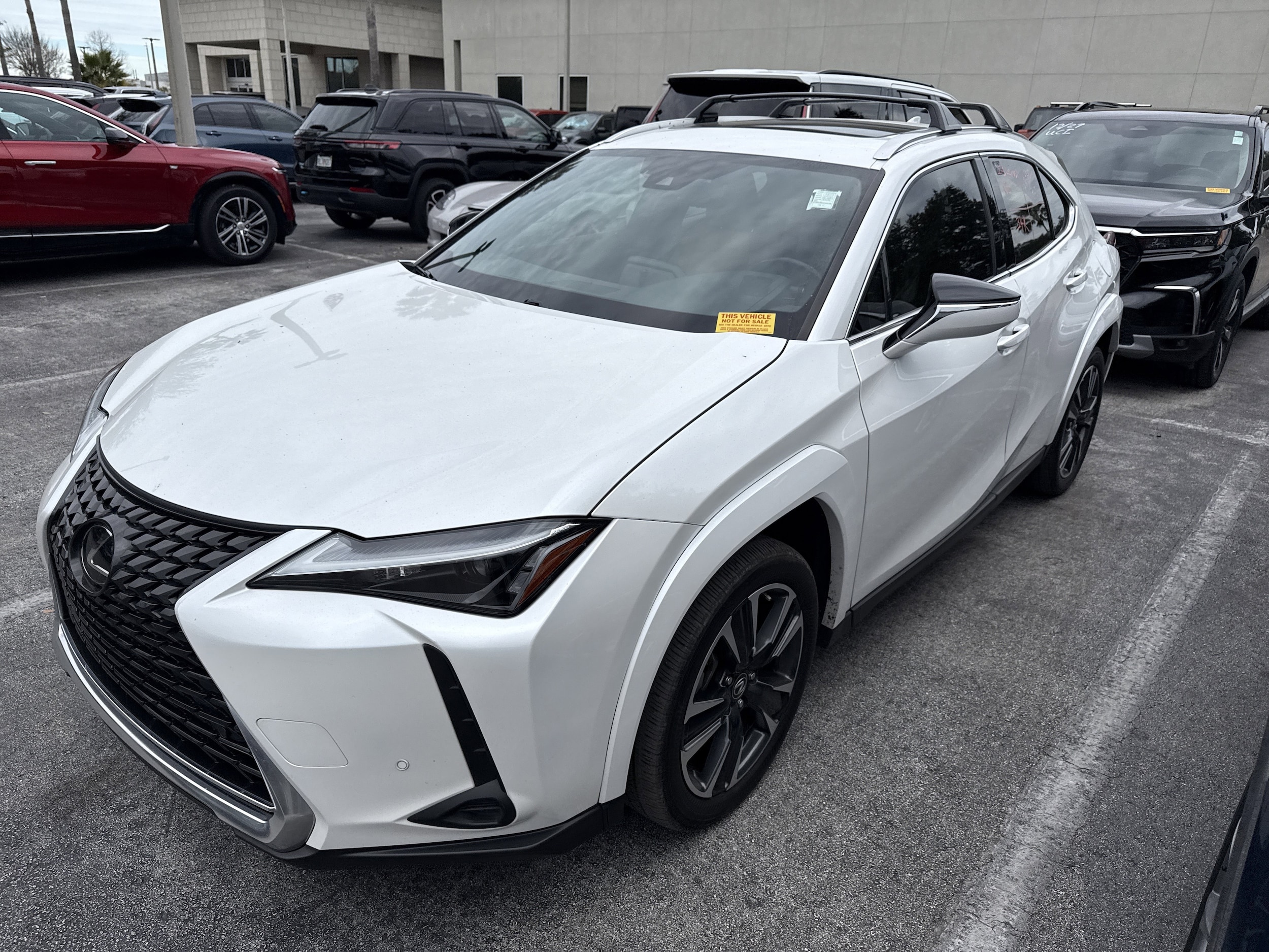 2023 Lexus UX Hybrid 250h Premium's photo