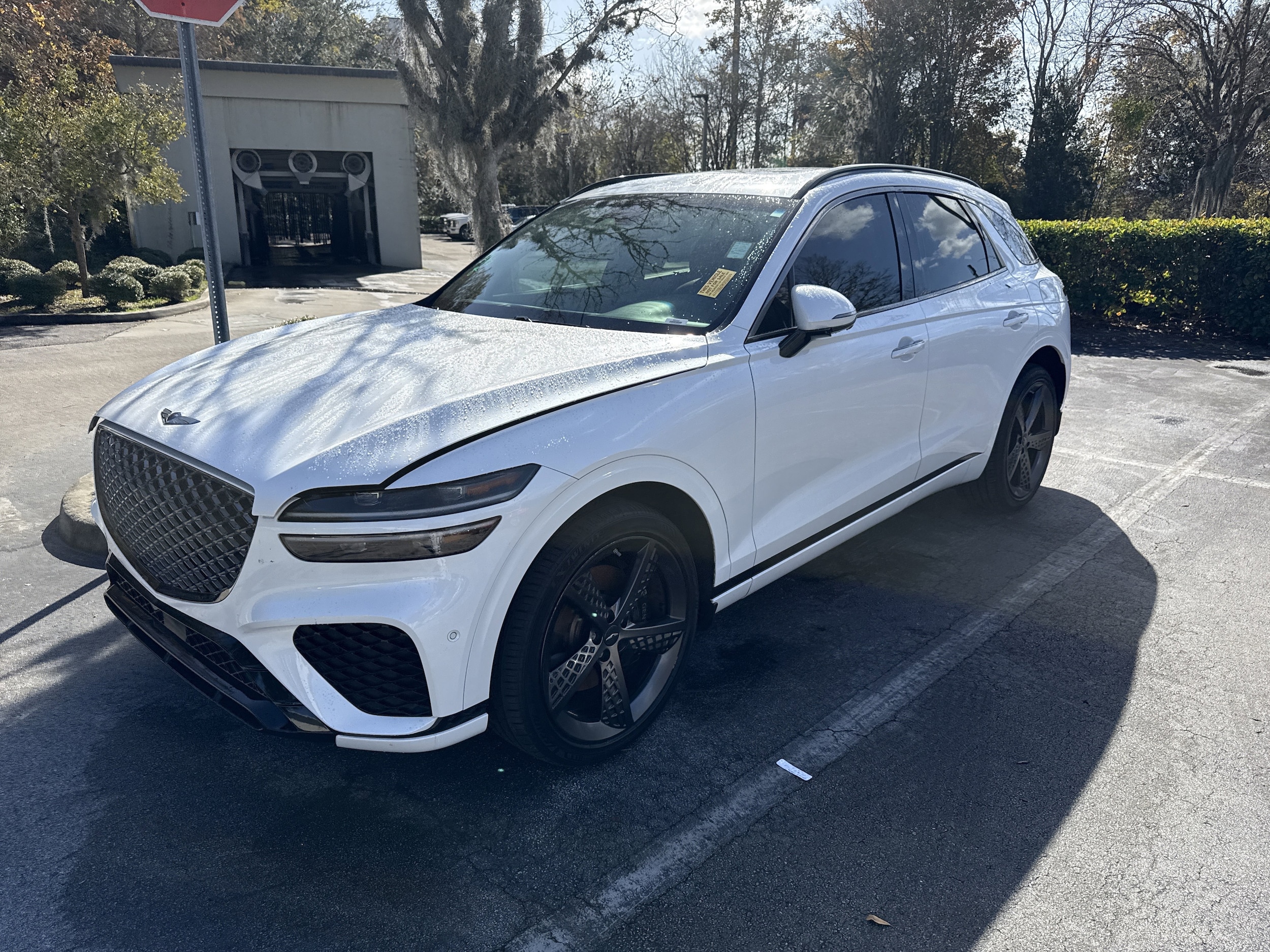 2023 GENESIS GV70 Standard's photo