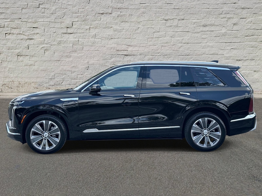 Certified 2026 CADILLAC VISTIQ Luxury SUV