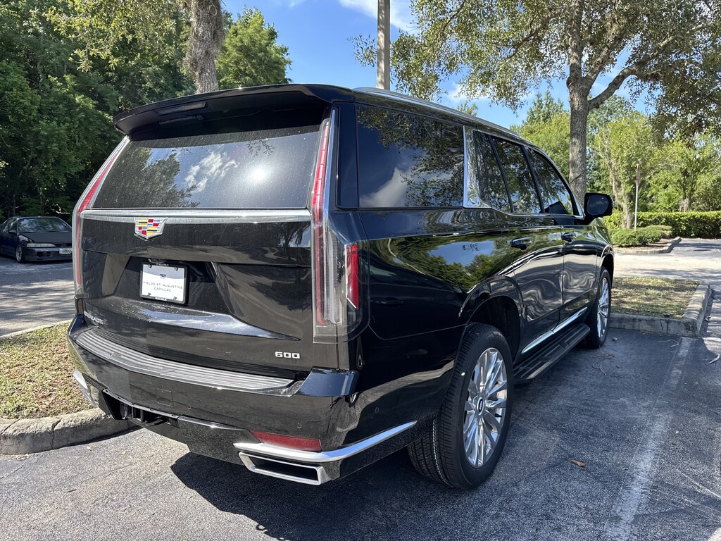 Used 2024 CADILLAC Escalade Premium Luxury SUV