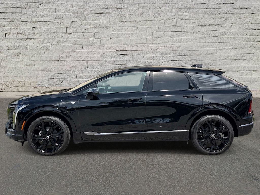New 2027 CADILLAC OPTIQ Premium Sport SUV