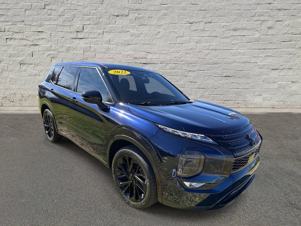 Used 2022 Mitsubishi Outlander SE CUV