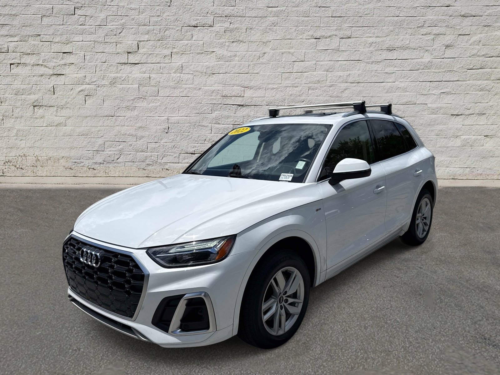 2022 Audi Q5 45 Premium's photo