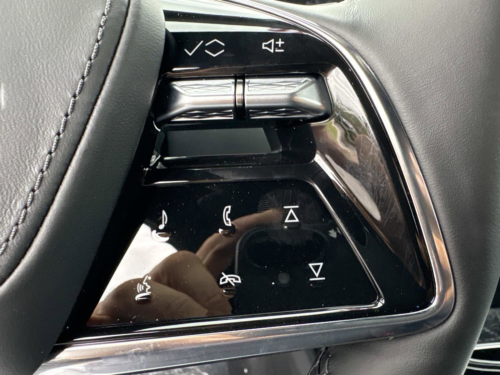 2026 Cadillac LYRIQ V - Photo 28