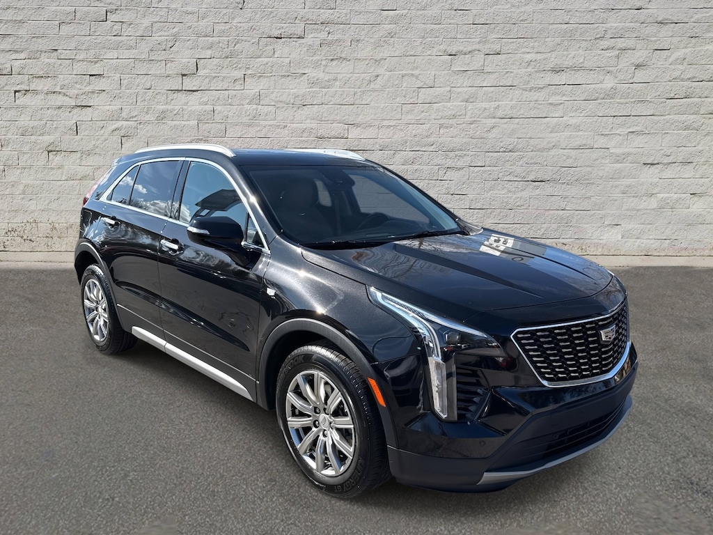 Used 2022 CADILLAC XT4 Premium Luxury SUV