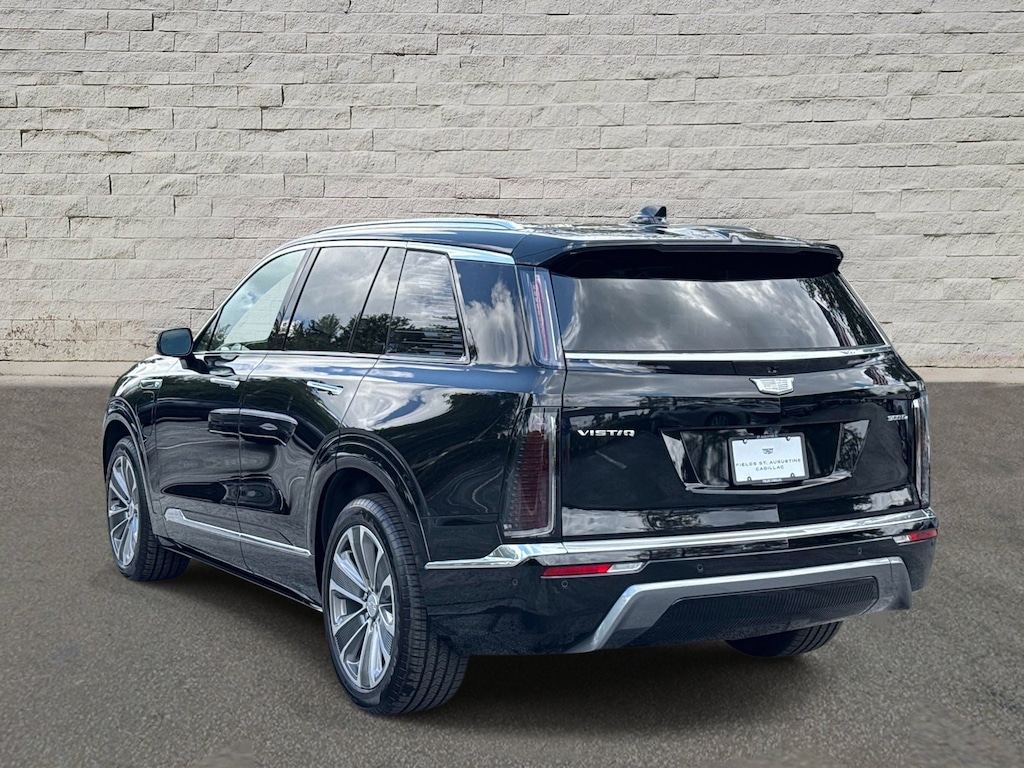 Certified 2026 CADILLAC VISTIQ Luxury SUV