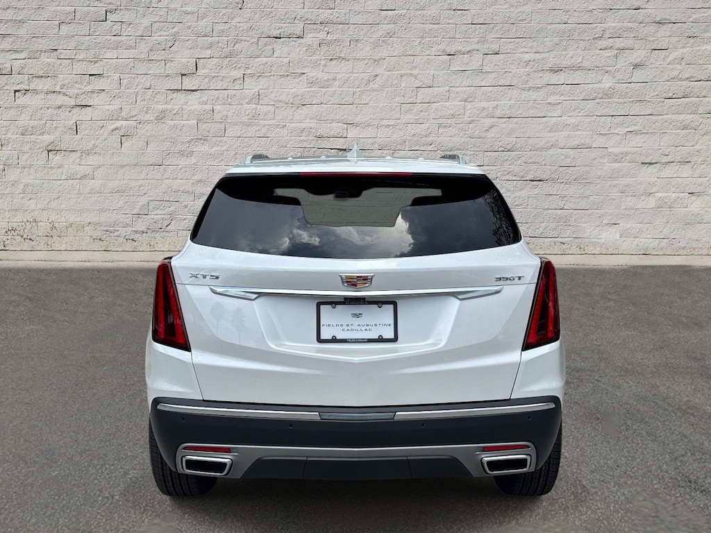 New 2026 CADILLAC XT5 Premium Luxury SUV