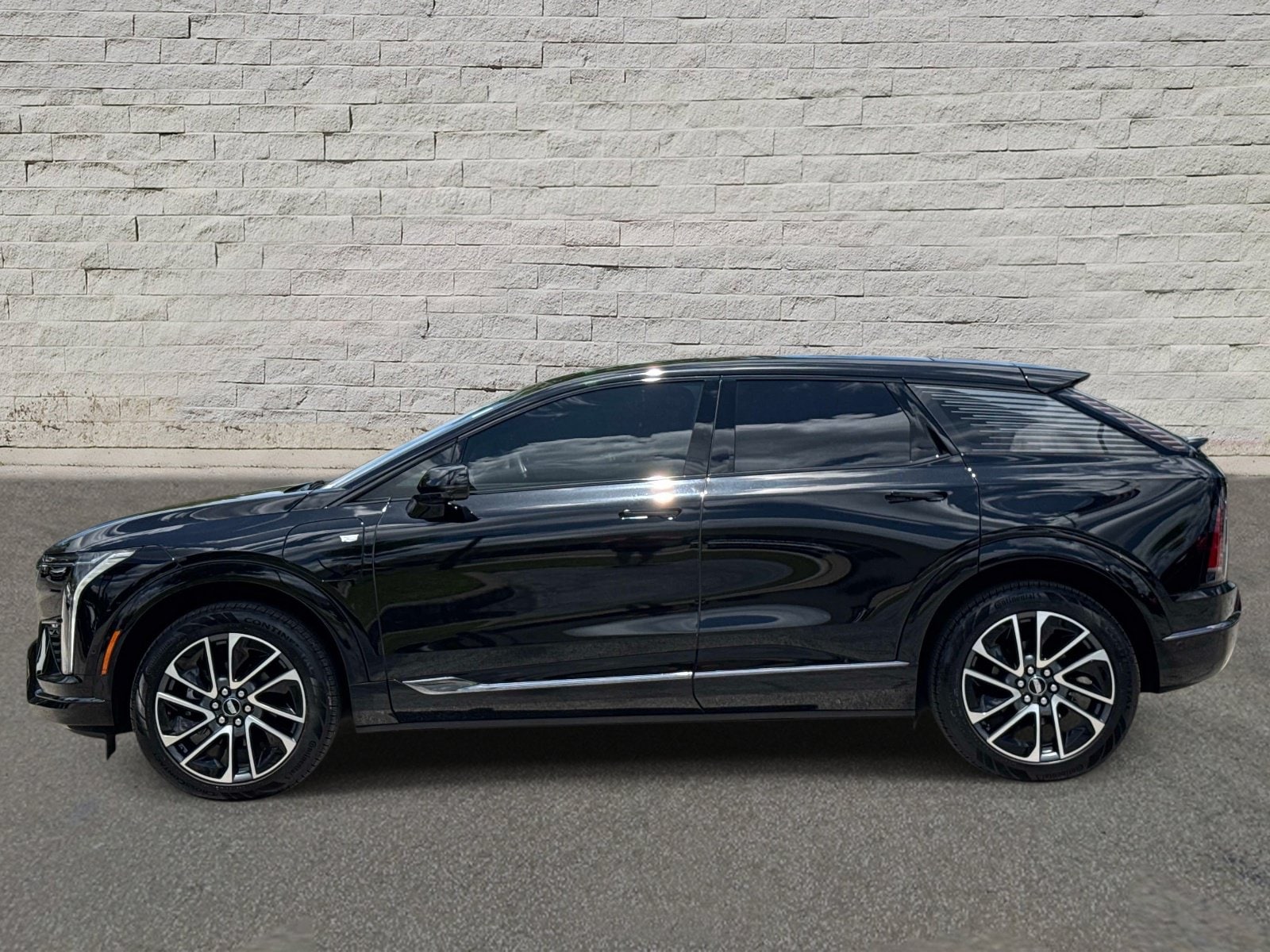 Used 2025 Cadillac OPTIQ Sport 2 with VIN 3GYK3GMR7SS238810 for sale in St. Augustine, FL