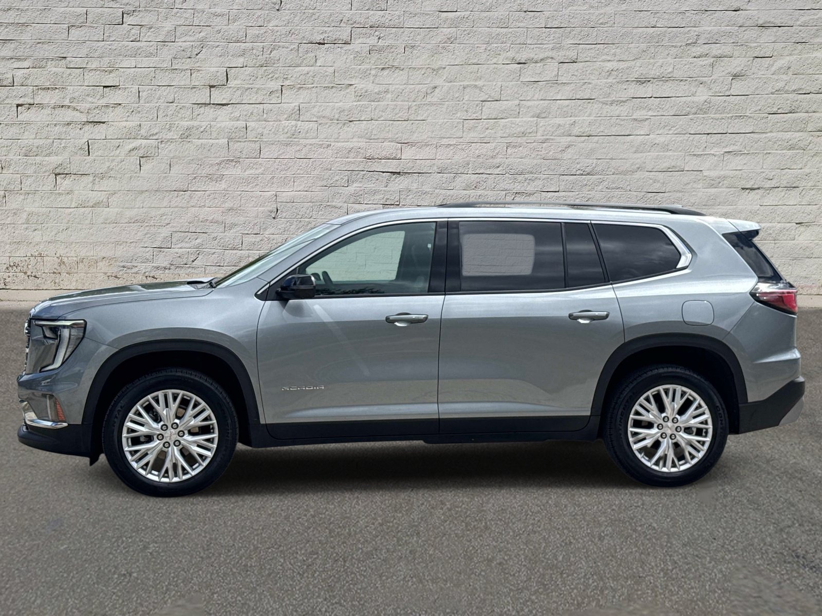 Used 2026 GMC Acadia Elevation SUV