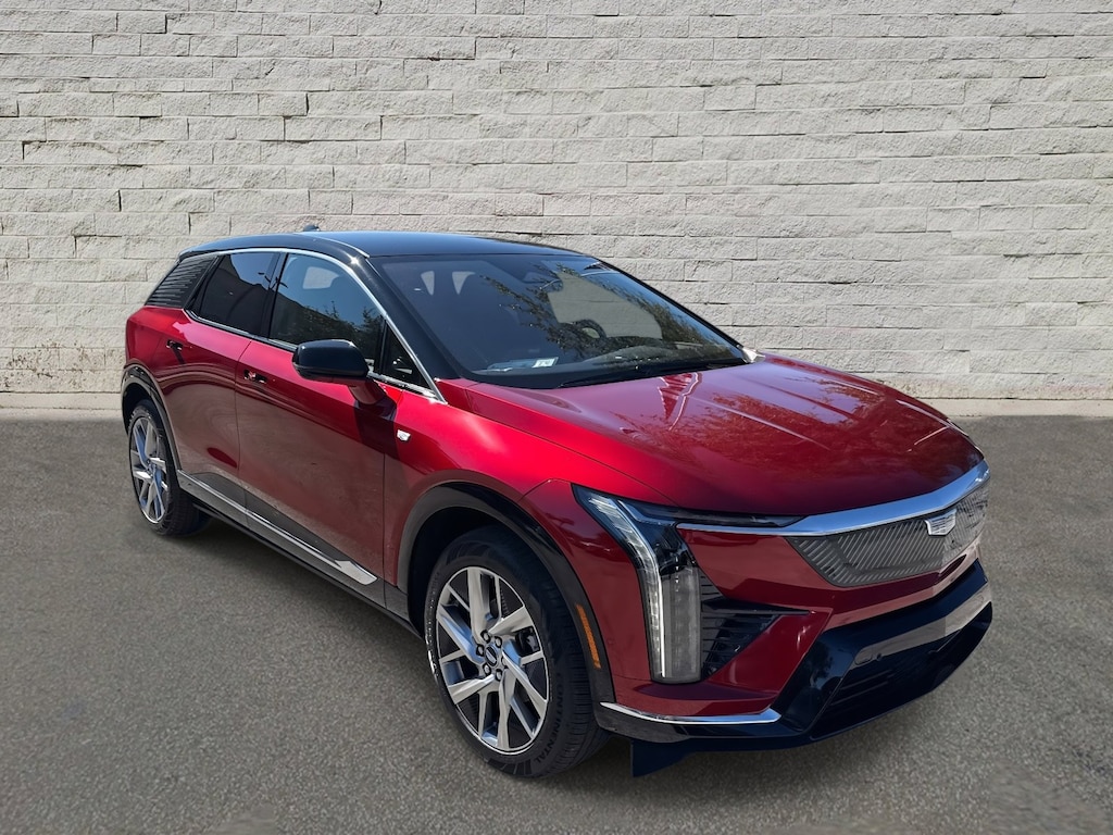 New 2026 CADILLAC OPTIQ Premium Luxury SUV