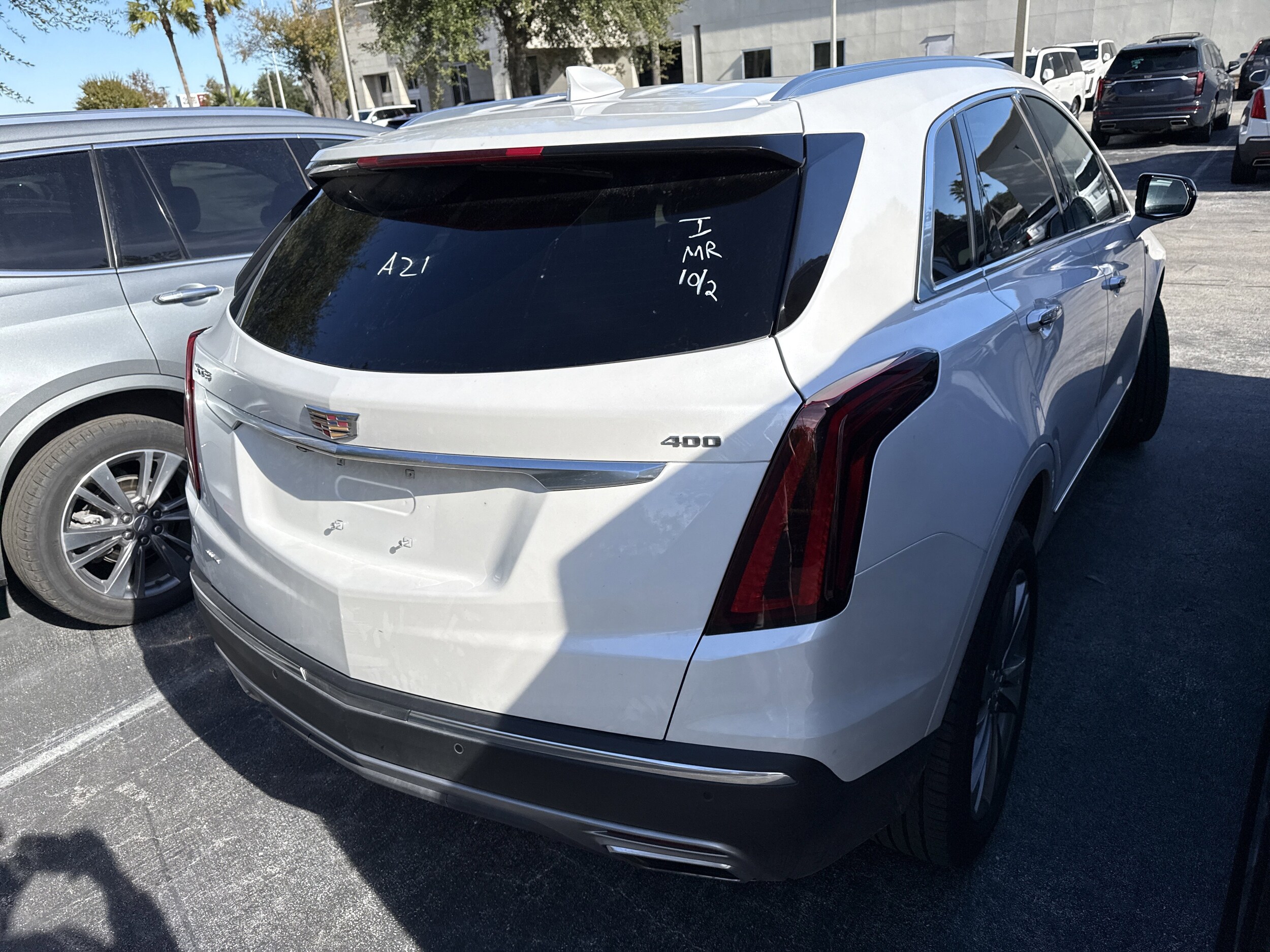 2025 Cadillac XT5 Premium Luxury photo 3