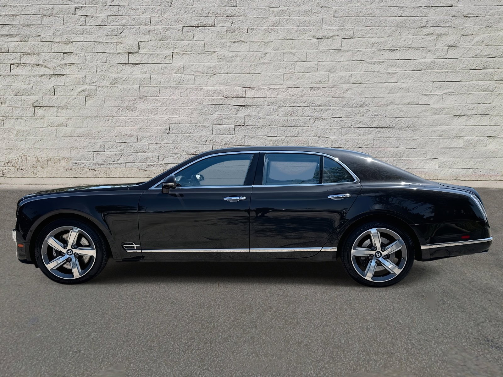 2016 Bentley Mulsanne Speed photo 2