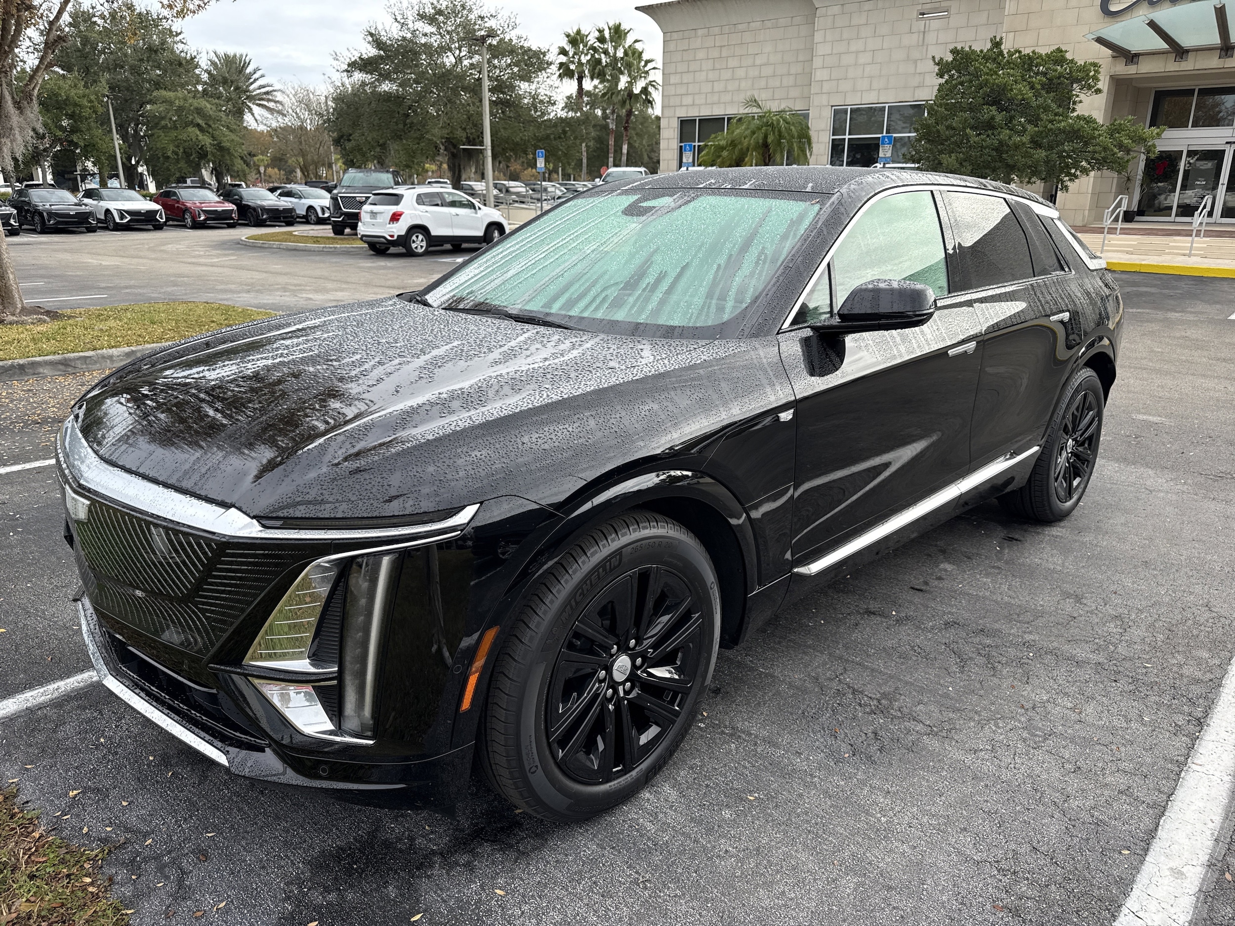 2024 Cadillac LYRIQ Luxury 1's photo