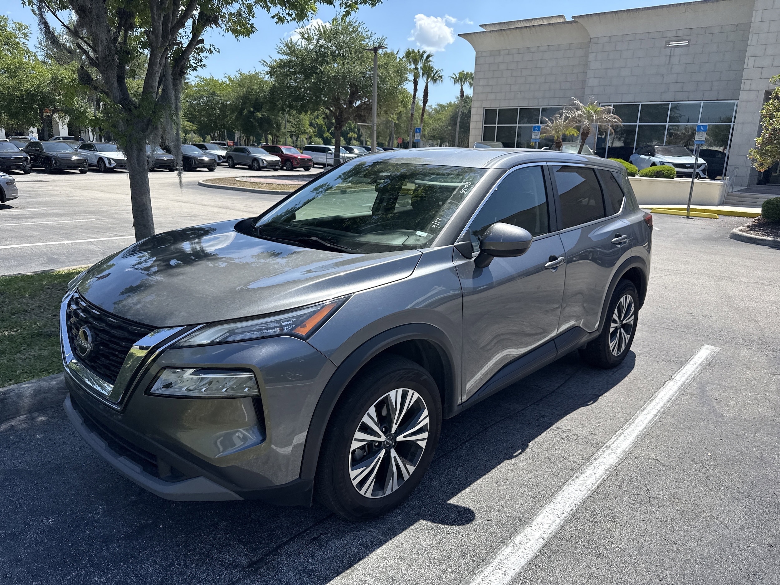 2023 Nissan Rogue SV