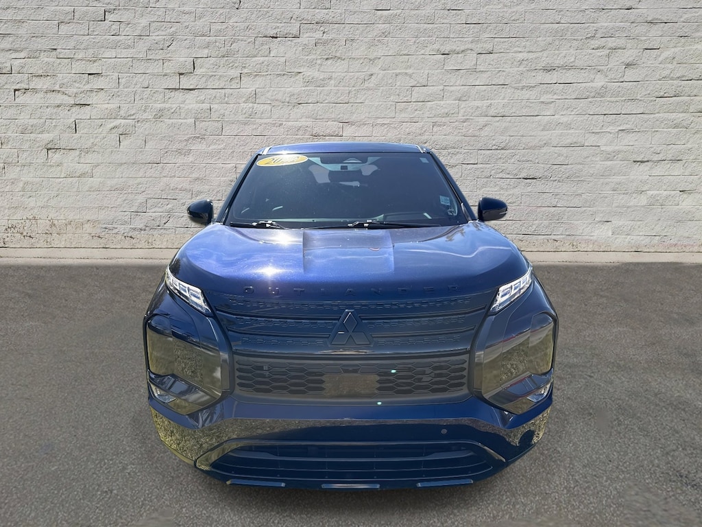 Used 2022 Mitsubishi Outlander SE CUV