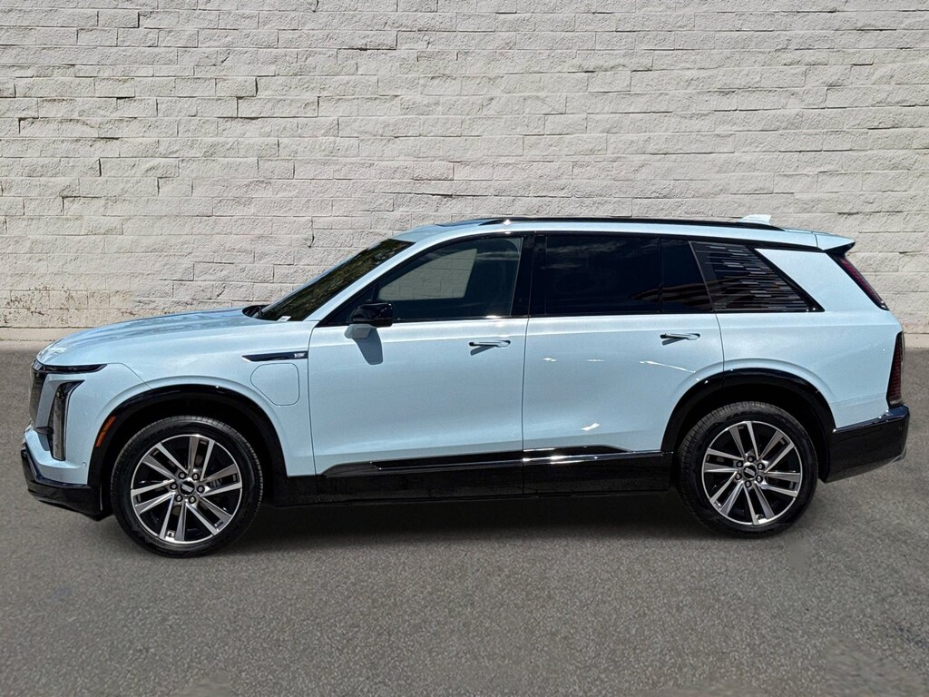Used 2026 CADILLAC VISTIQ Sport SUV