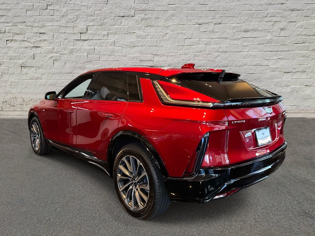 New 2025 CADILLAC LYRIQ Sport 1 SUV