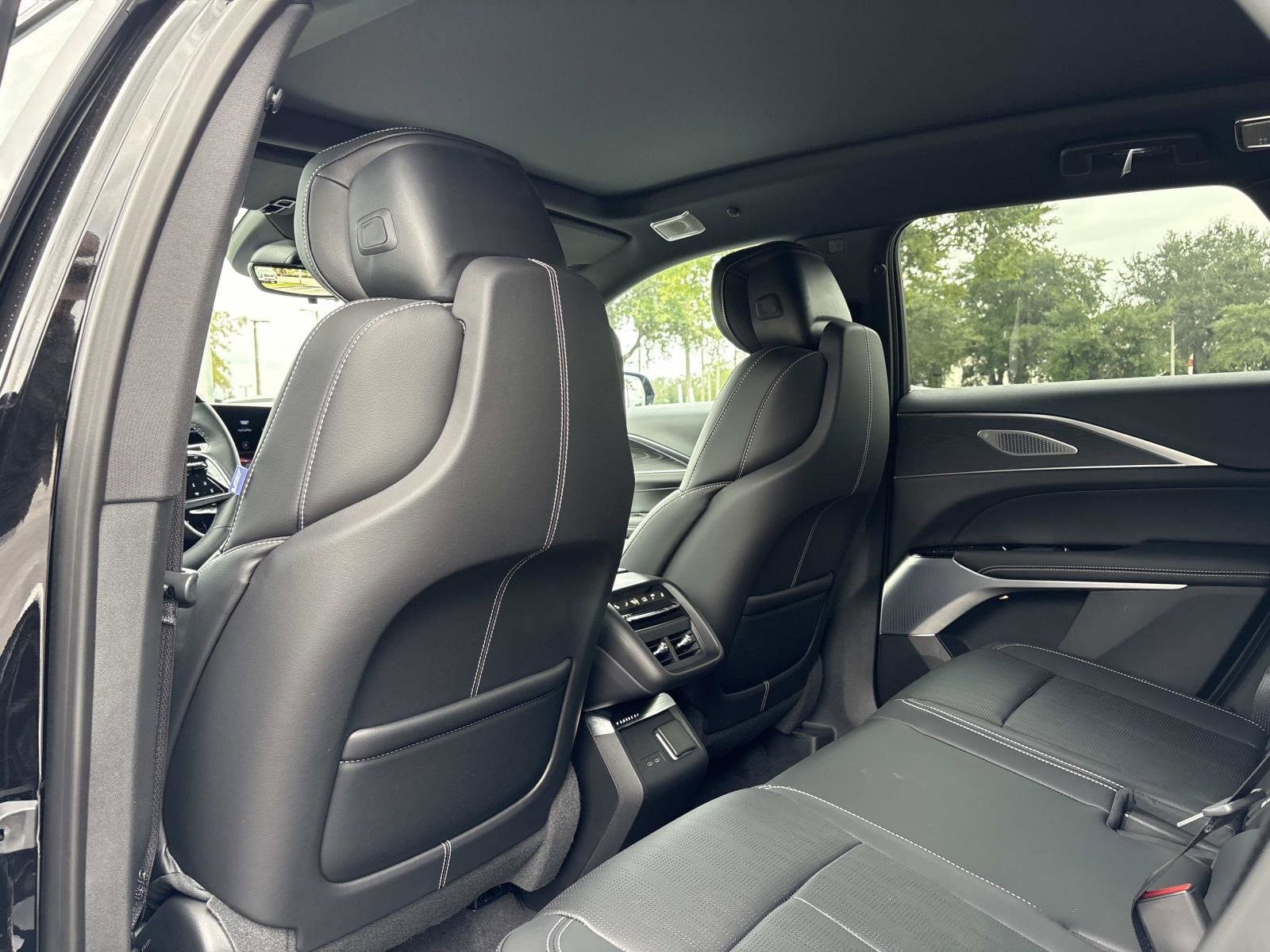 2026 Cadillac LYRIQ V - Photo 13