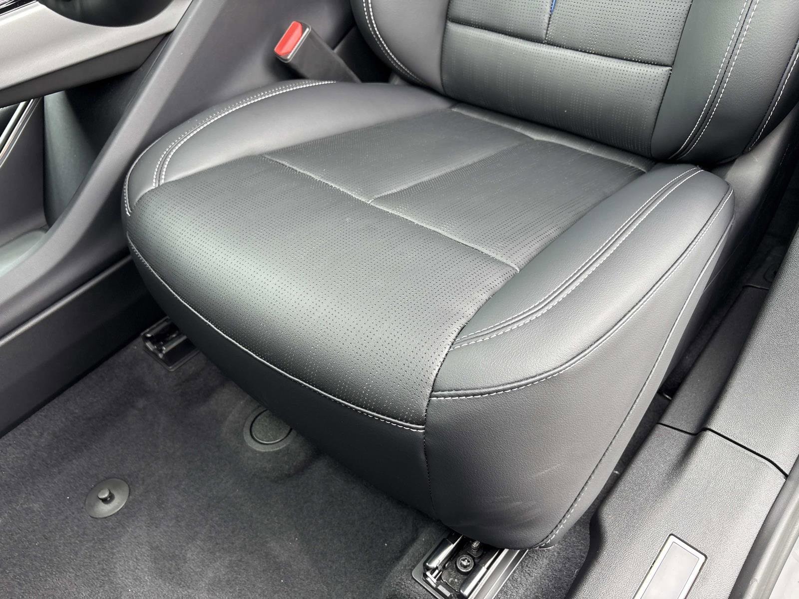 2026 Cadillac LYRIQ V - Photo 16