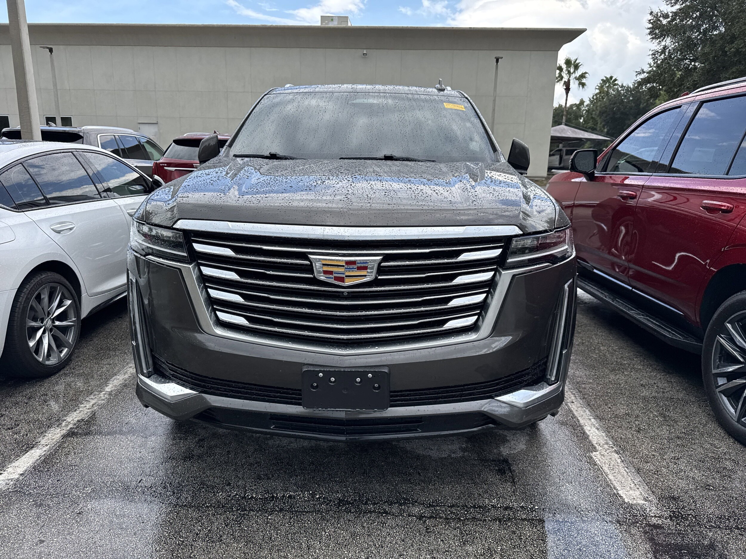 2021 Cadillac Escalade Premium Luxury Platinum photo 2