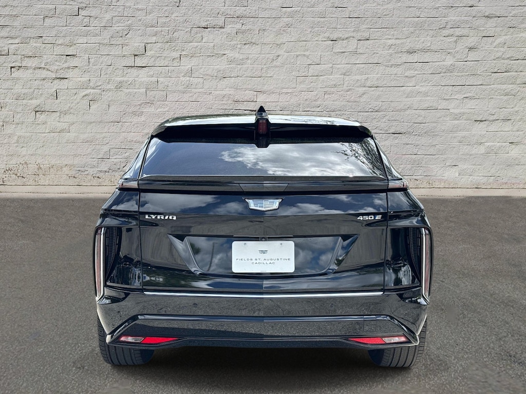 Used 2024 CADILLAC LYRIQ Tech SUV