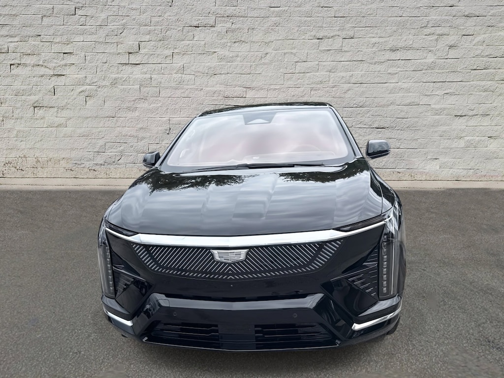 New 2026 CADILLAC OPTIQ Premium Luxury SUV