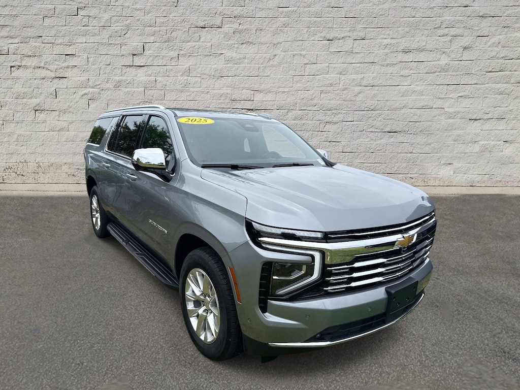 Used 2025 Chevrolet Suburban Premier SUV