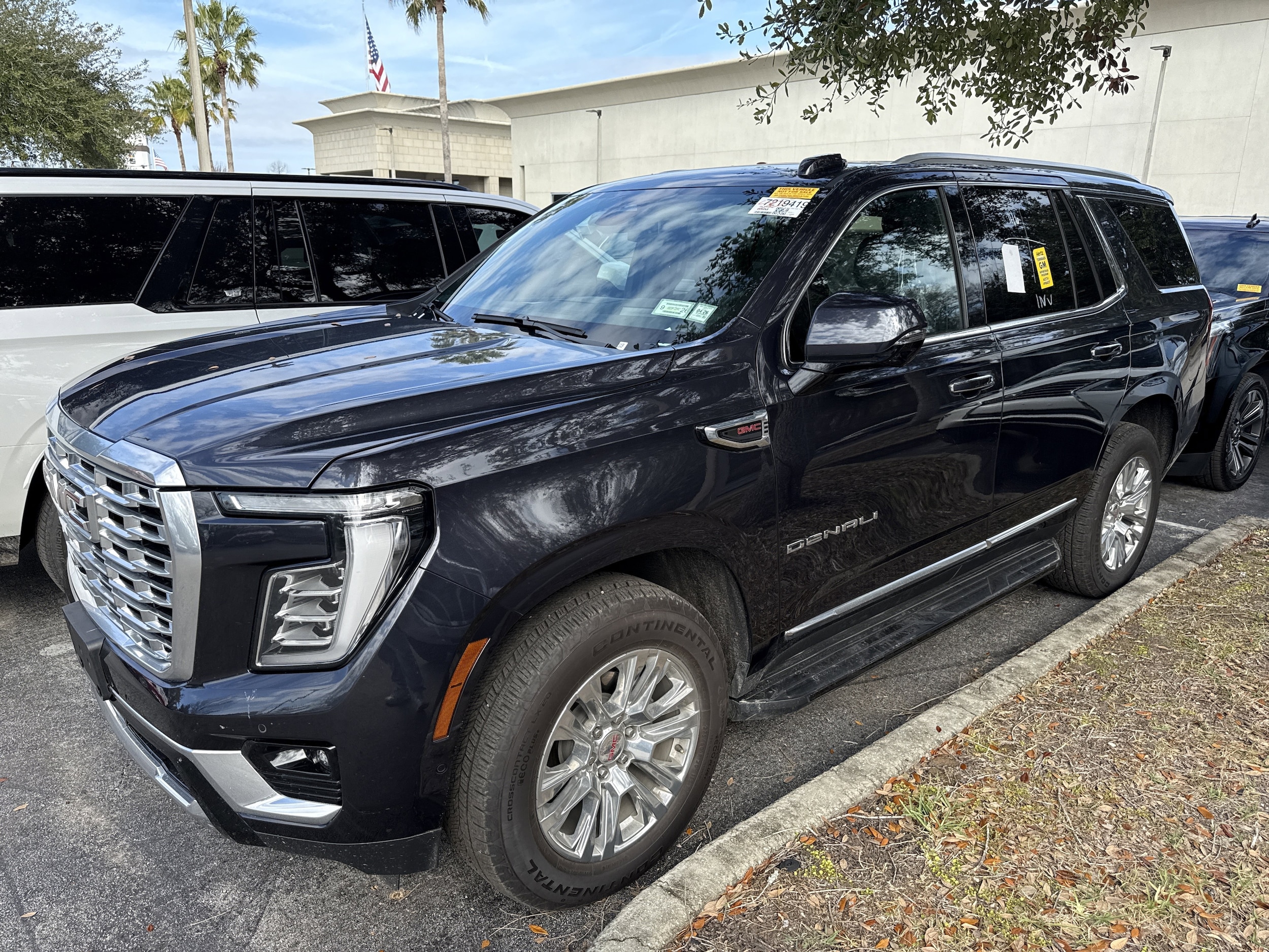 2025 GMC Yukon Denali's photo
