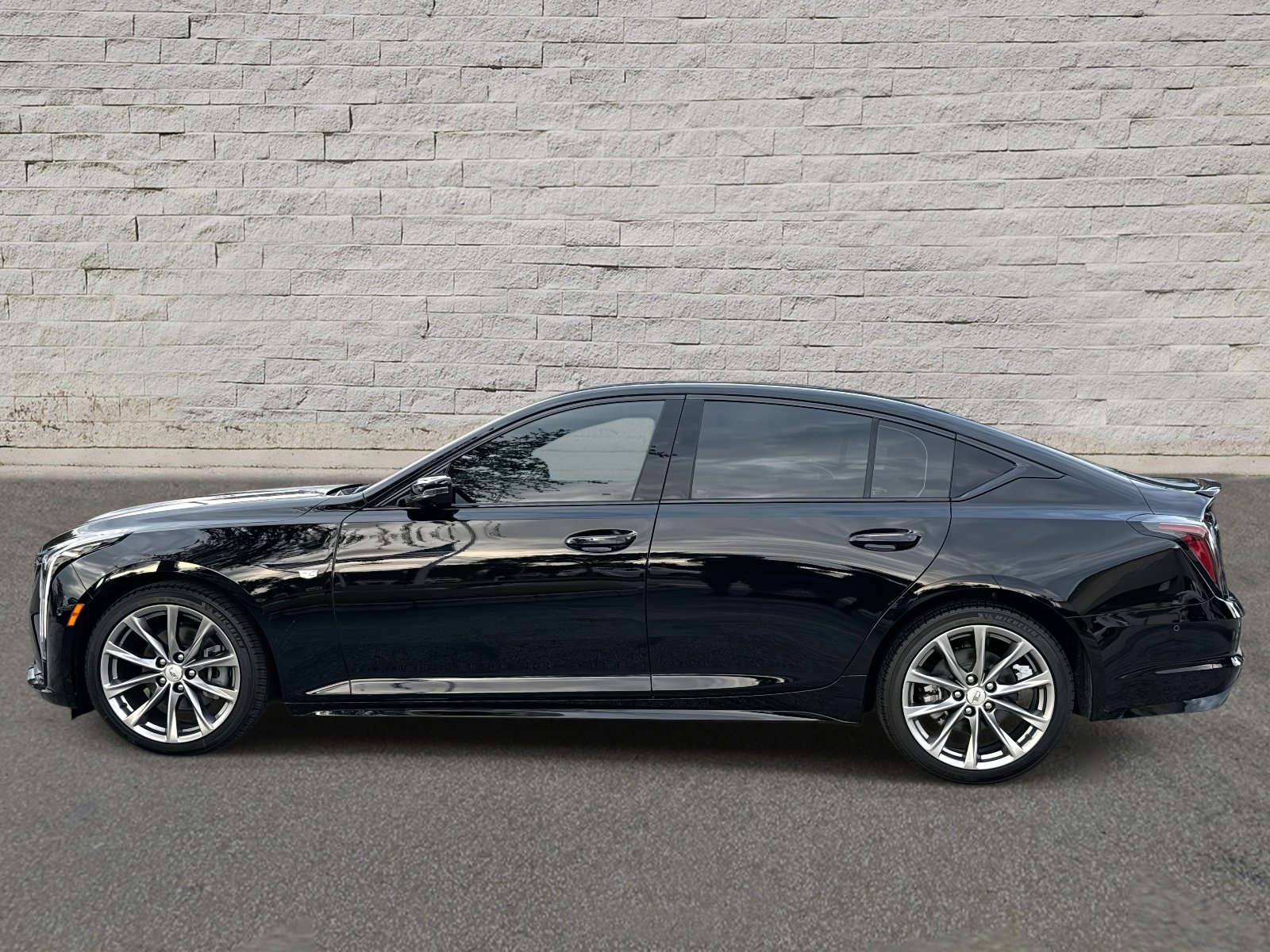 2025 Cadillac CT5 Sport photo 2