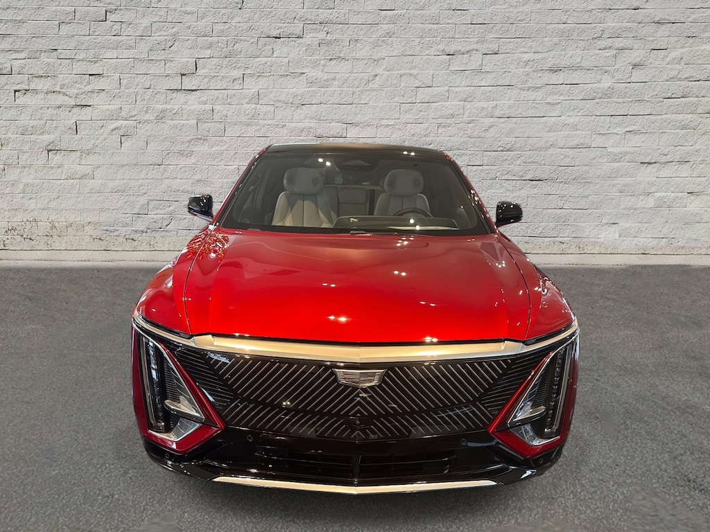 New 2025 CADILLAC LYRIQ Luxury 3 SUV