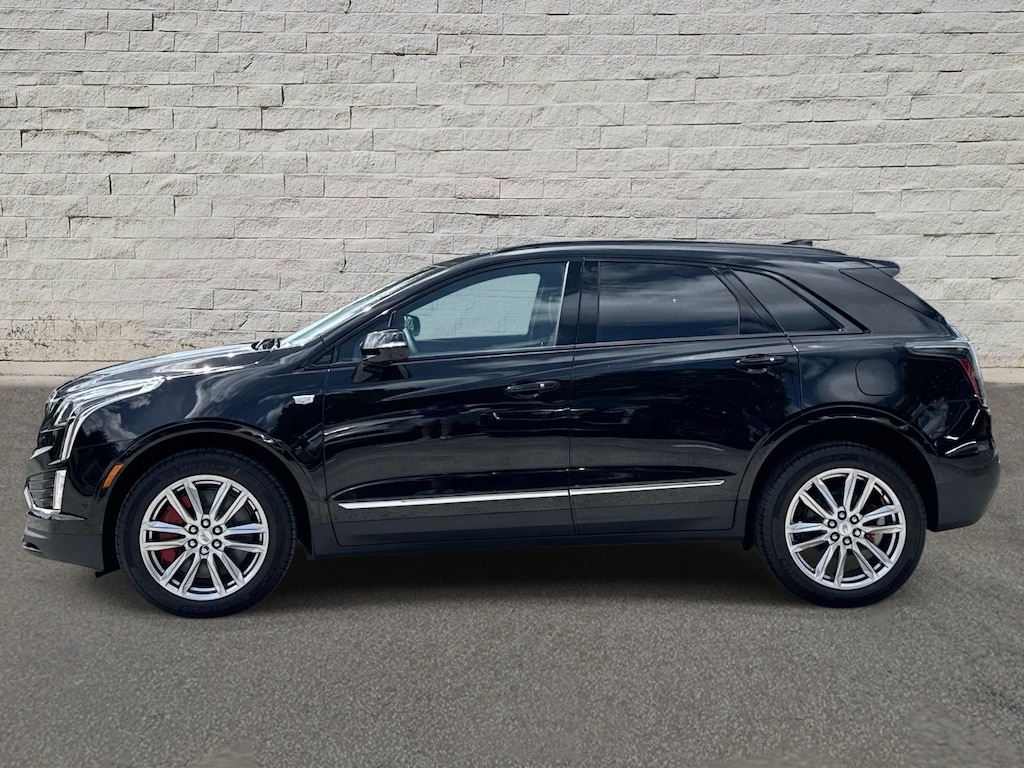 New 2026 CADILLAC XT5 Sport SUV