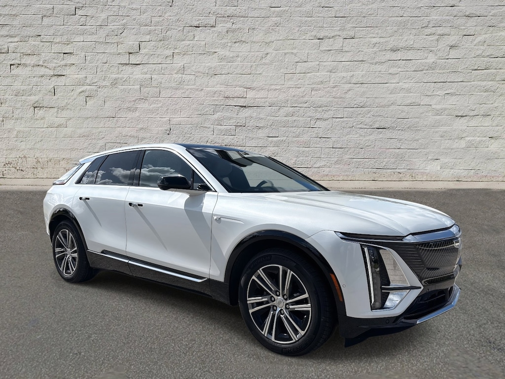 Used 2024 CADILLAC Lyriq Luxury 1 SUV