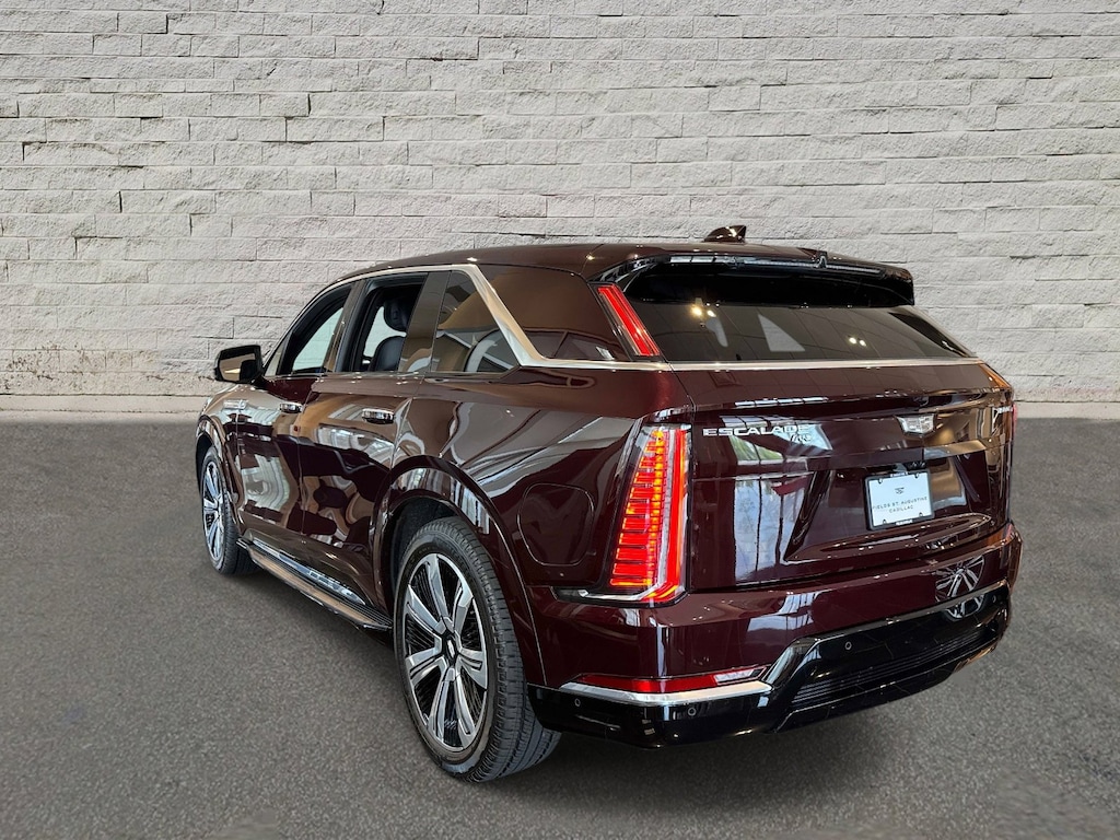 New 2025 CADILLAC ESCALADE IQ Luxury 1 SUV