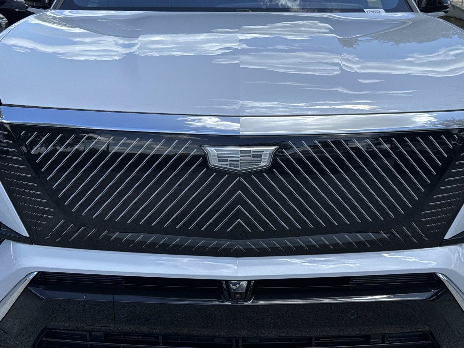 2027 Cadillac VISTIQ Luxury - Photo 8