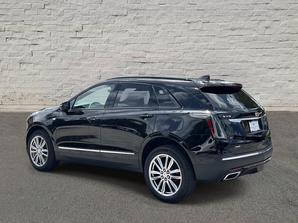 New 2026 CADILLAC XT5 Sport SUV