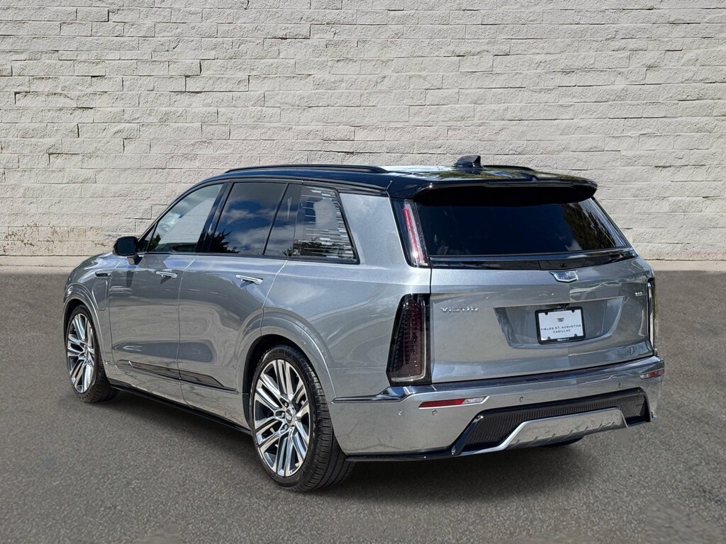 Used 2026 CADILLAC VISTIQ Platinum SUV