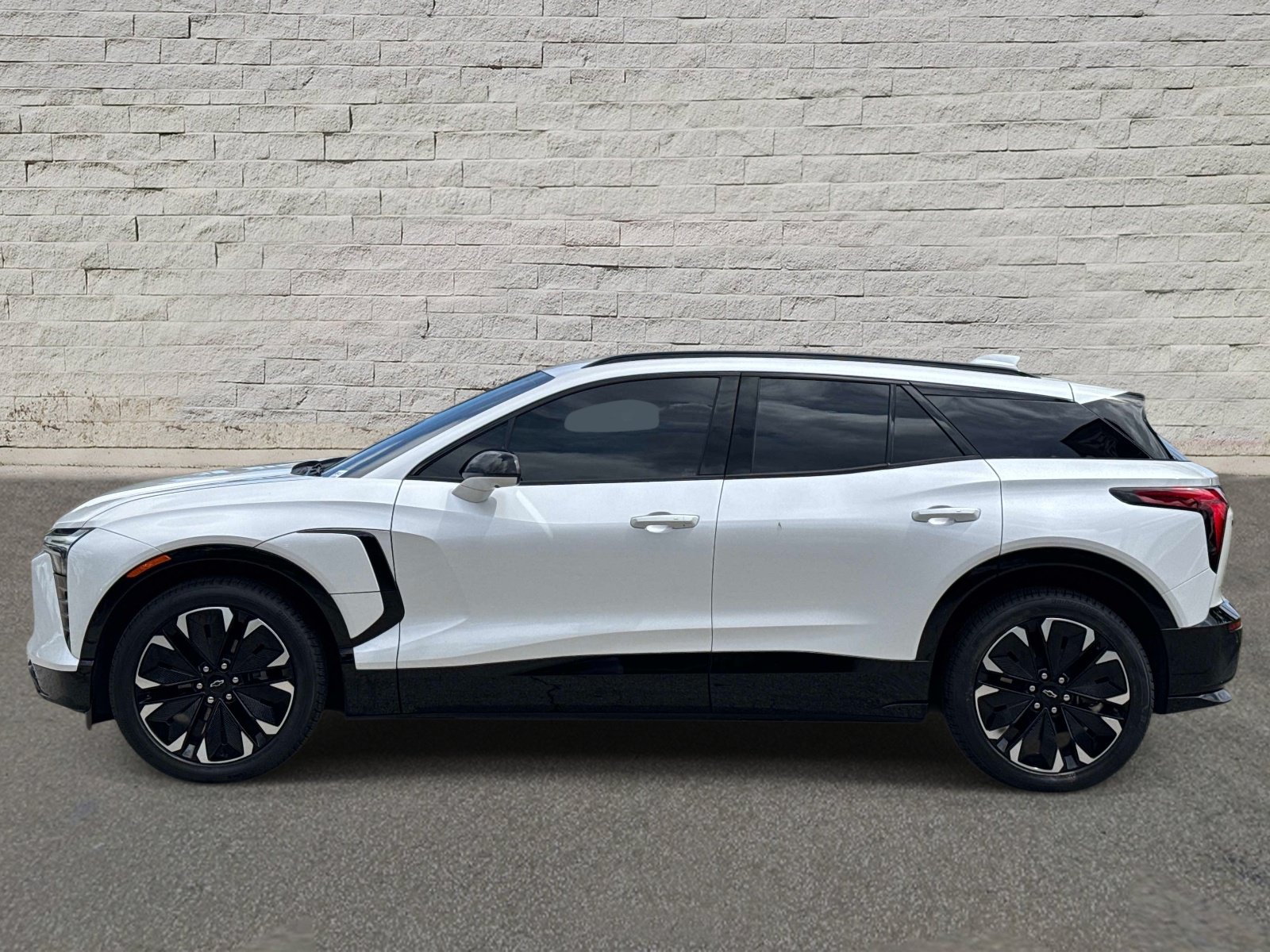 Used 2024 Chevrolet Blazer EV RS with VIN 3GNKDHRK8RS278027 for sale in St. Augustine, FL
