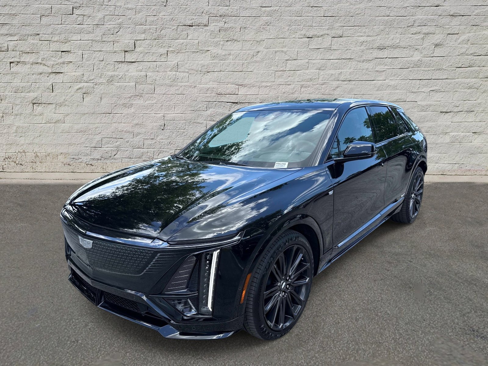 2026 Cadillac Lyriq V Series's photo