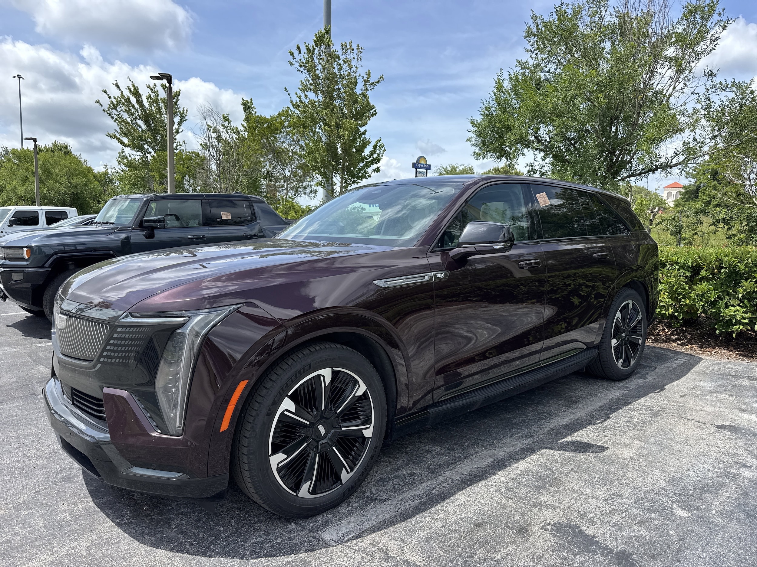2025 Cadillac Escalade IQ Sport 1 AWD's photo