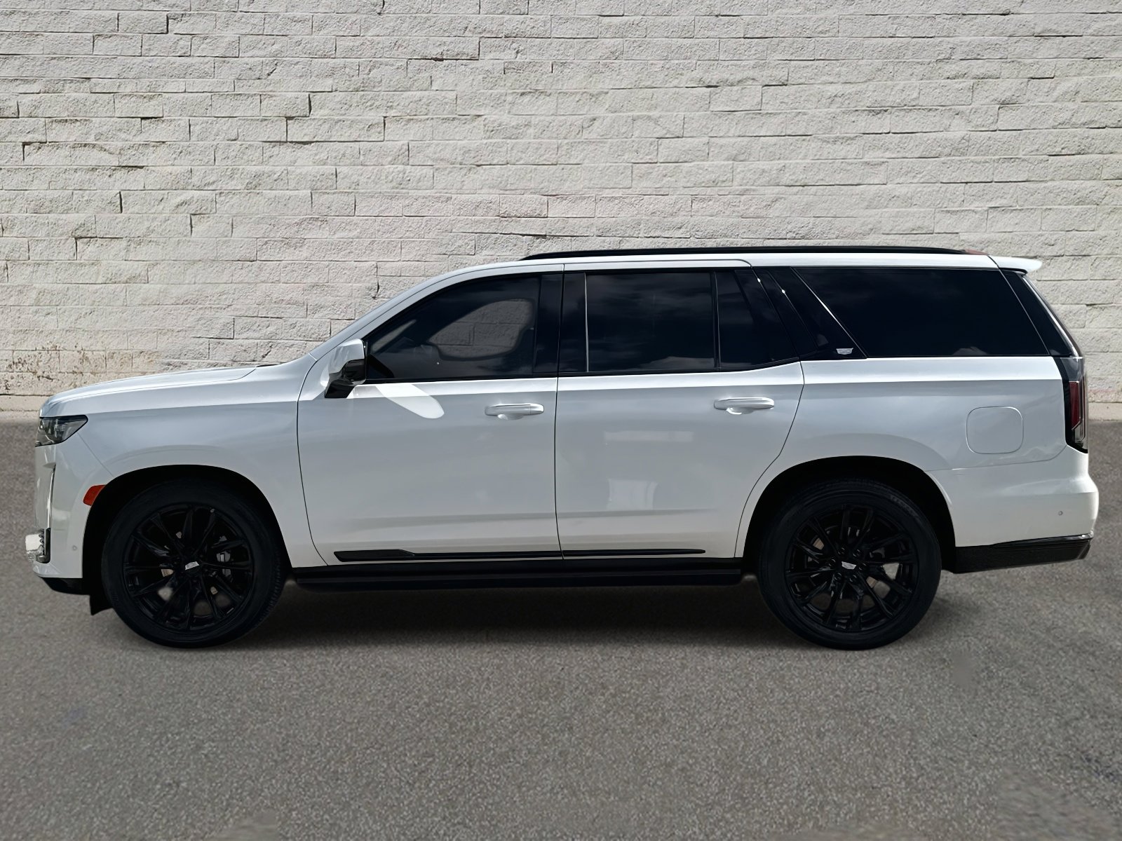 2023 Cadillac Escalade Sport Platinum photo 2
