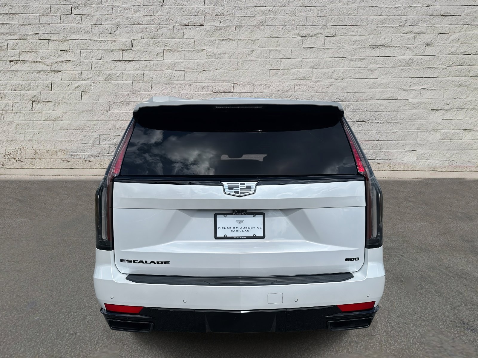 2023 Cadillac Escalade Sport Platinum photo 4