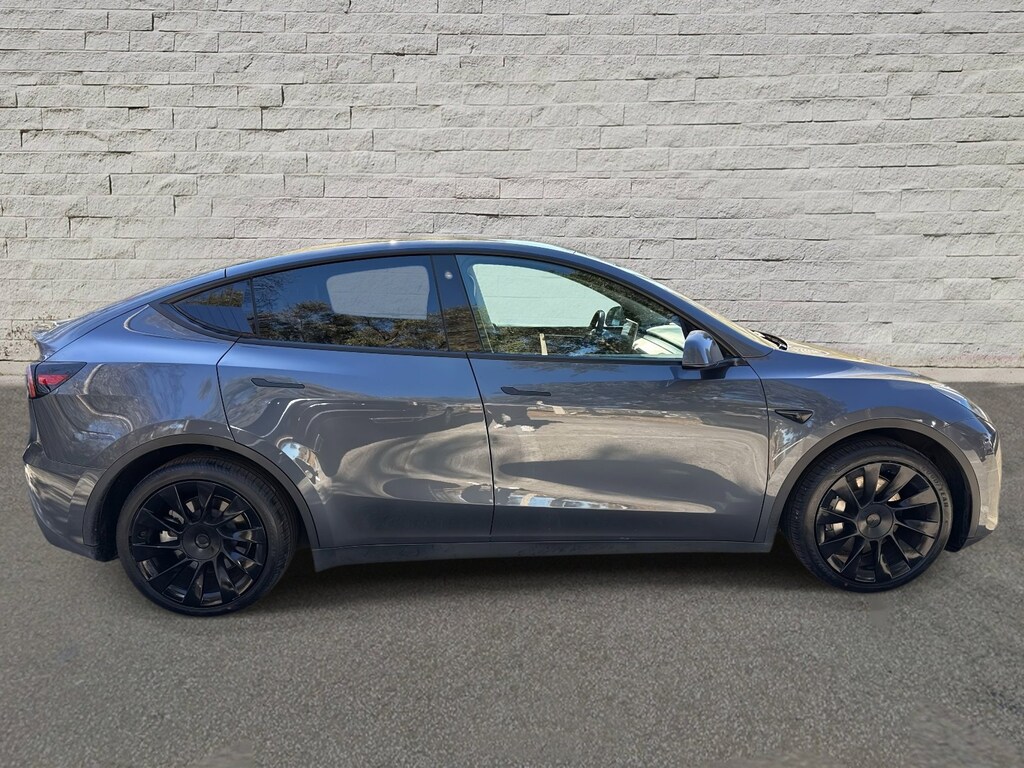 Used 2023 Tesla Model Y Long Range SUV